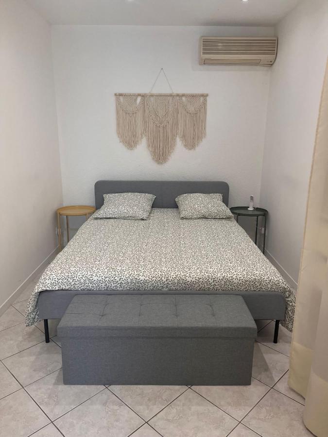 Le Mini Loft Familial Daire Carqueiranne Dış mekan fotoğraf