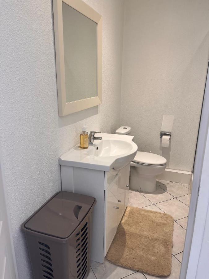 Le Mini Loft Familial Daire Carqueiranne Dış mekan fotoğraf